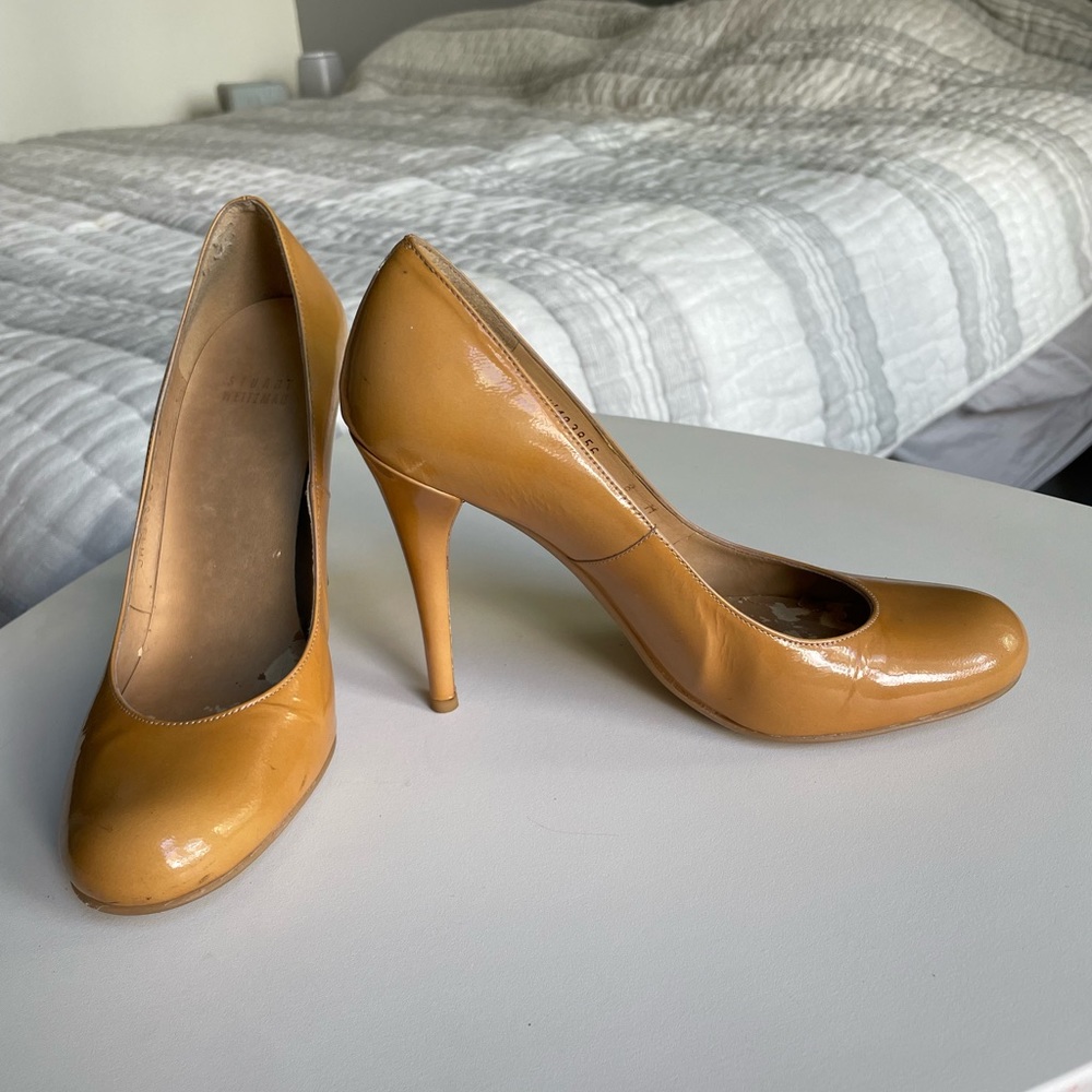 Stuart Weitzman patent leather heels 8
